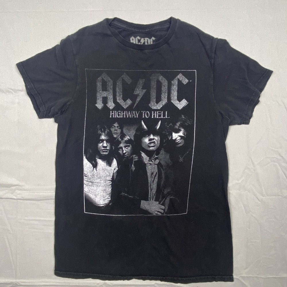 AC/DC Men's Highway to Hell Graphic T-Shirt S Black Cotton